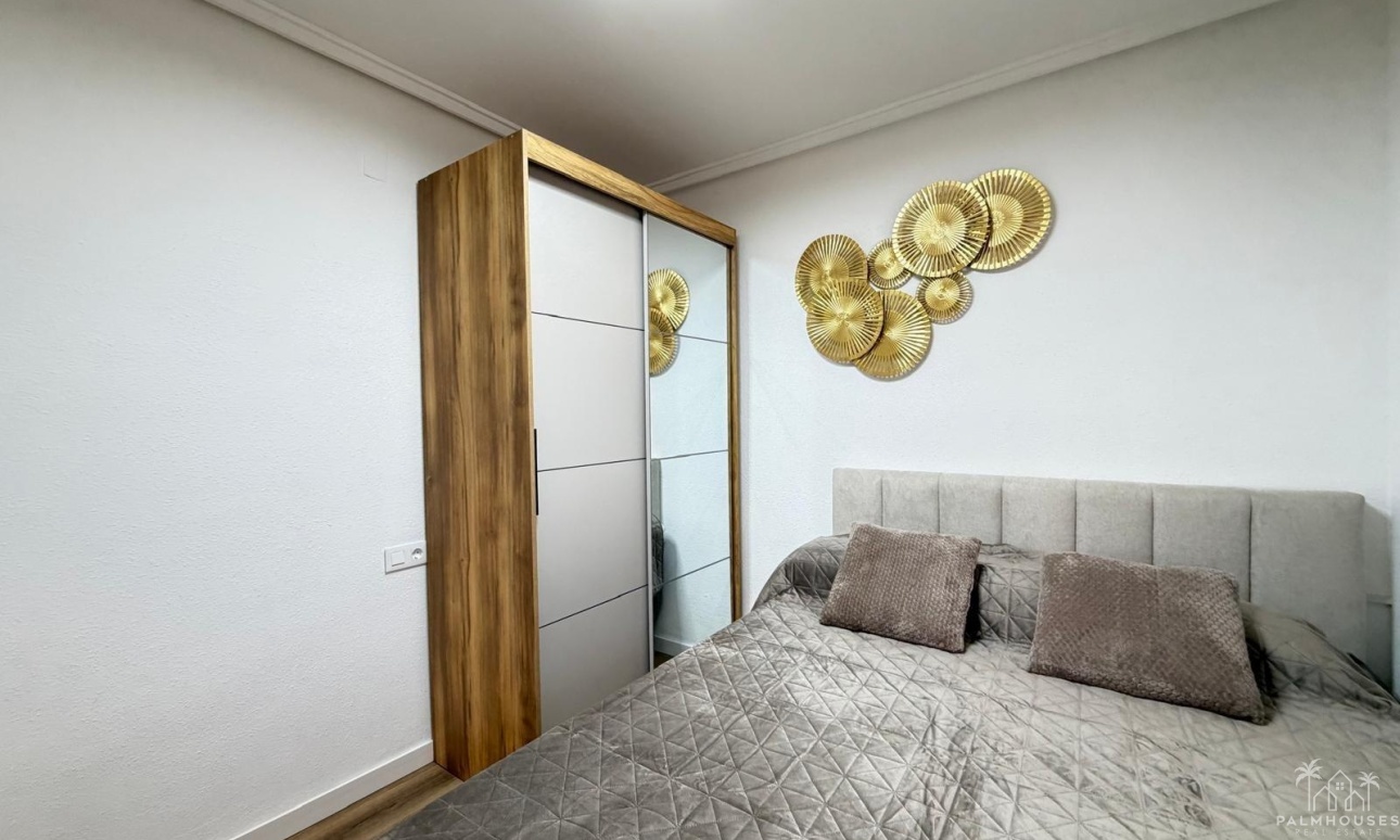 Venta - Apartment - Torrevieja - Parque de las Naciones