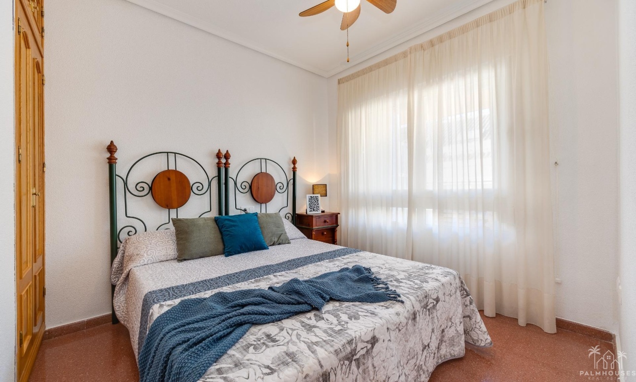 Venta - Apartment - Torrevieja - Paseo maritimo