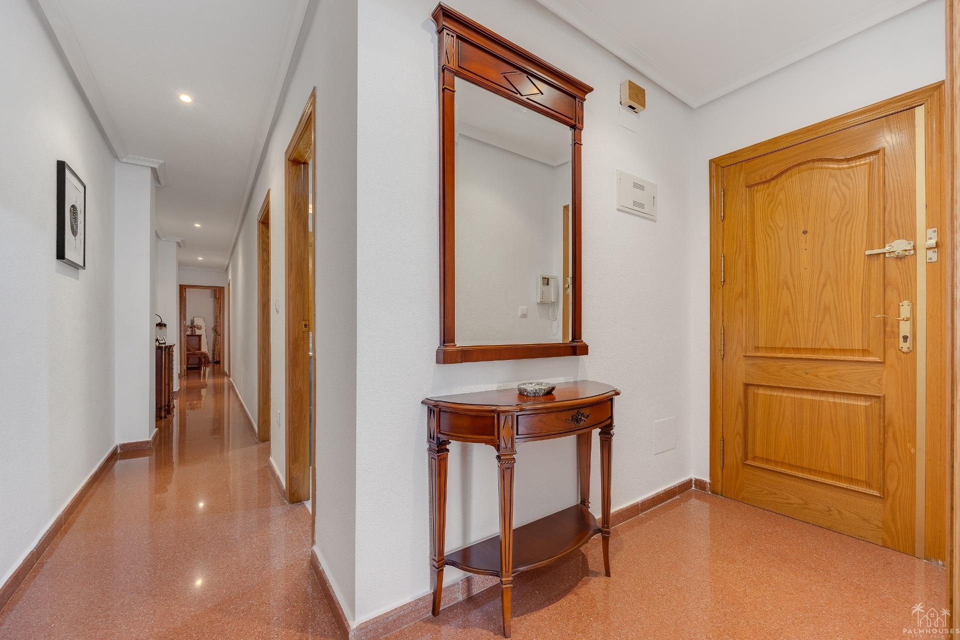 Venta - Apartment - Torrevieja - Paseo maritimo
