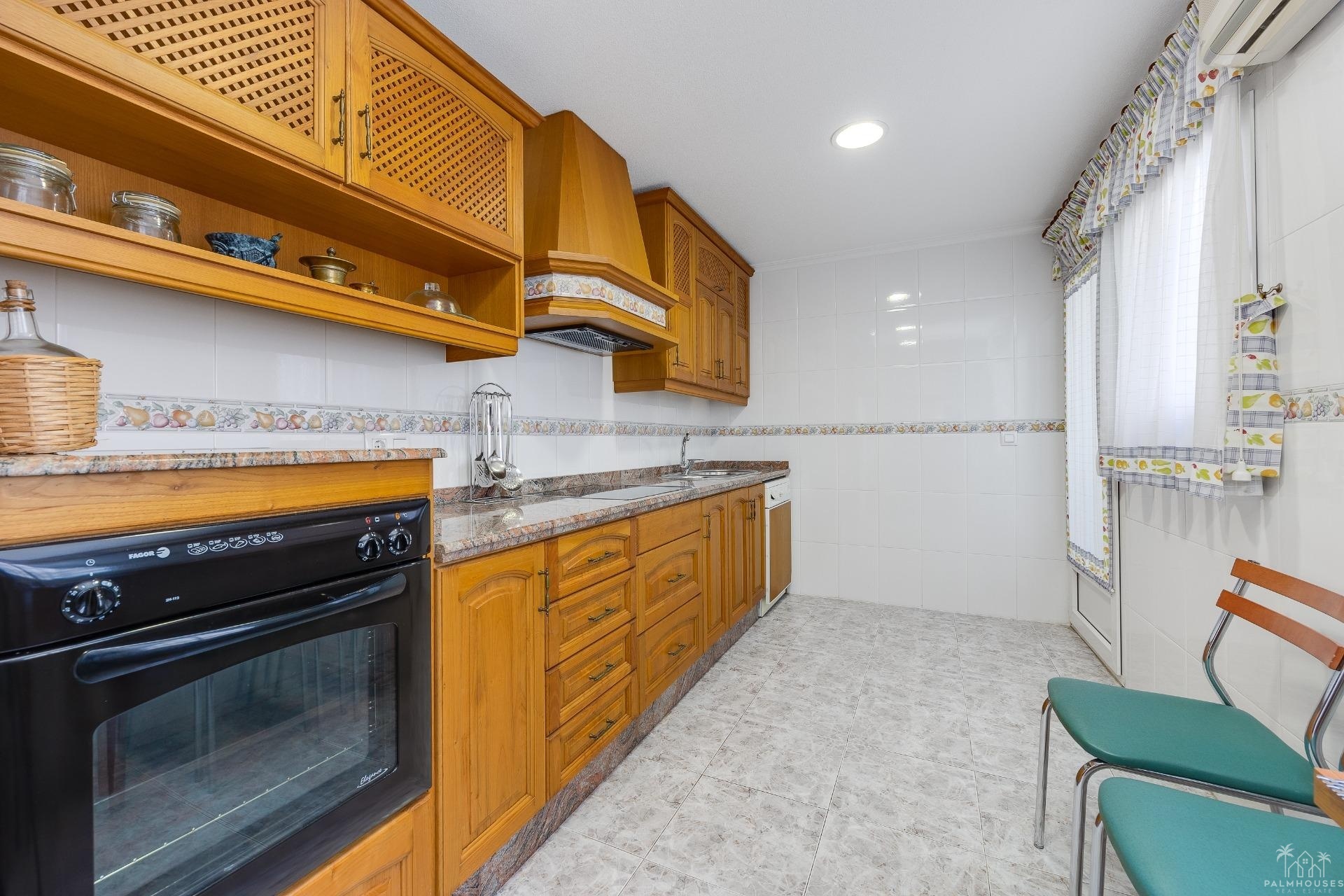 Venta - Apartment - Torrevieja - Paseo maritimo