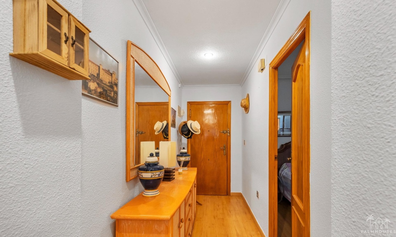 Venta - Apartment - Torrevieja - Paseo maritimo