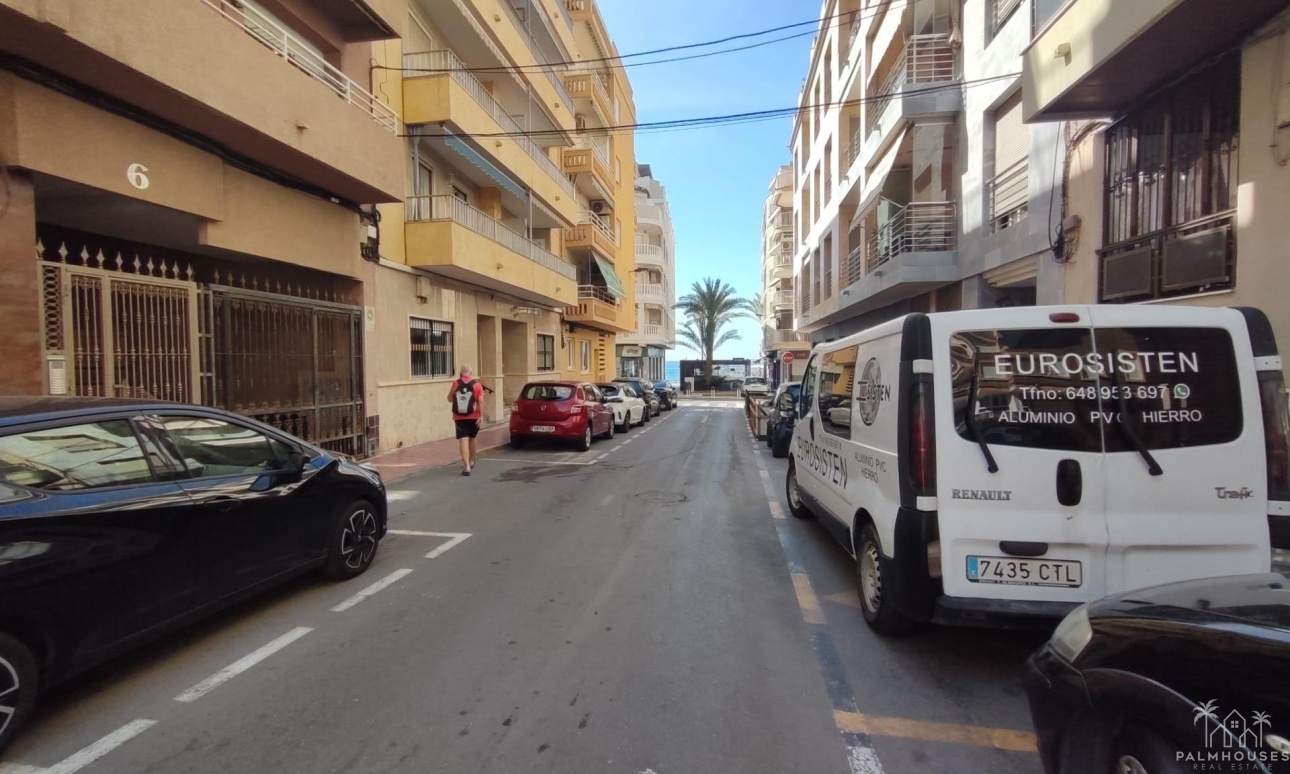 Venta - Apartment - Torrevieja - Paseo maritimo