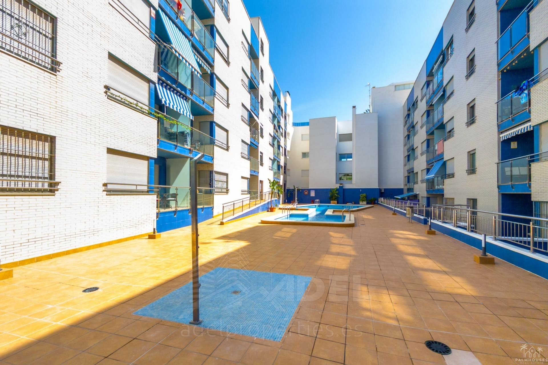Venta - Apartment - Torrevieja - Playa de los Locos