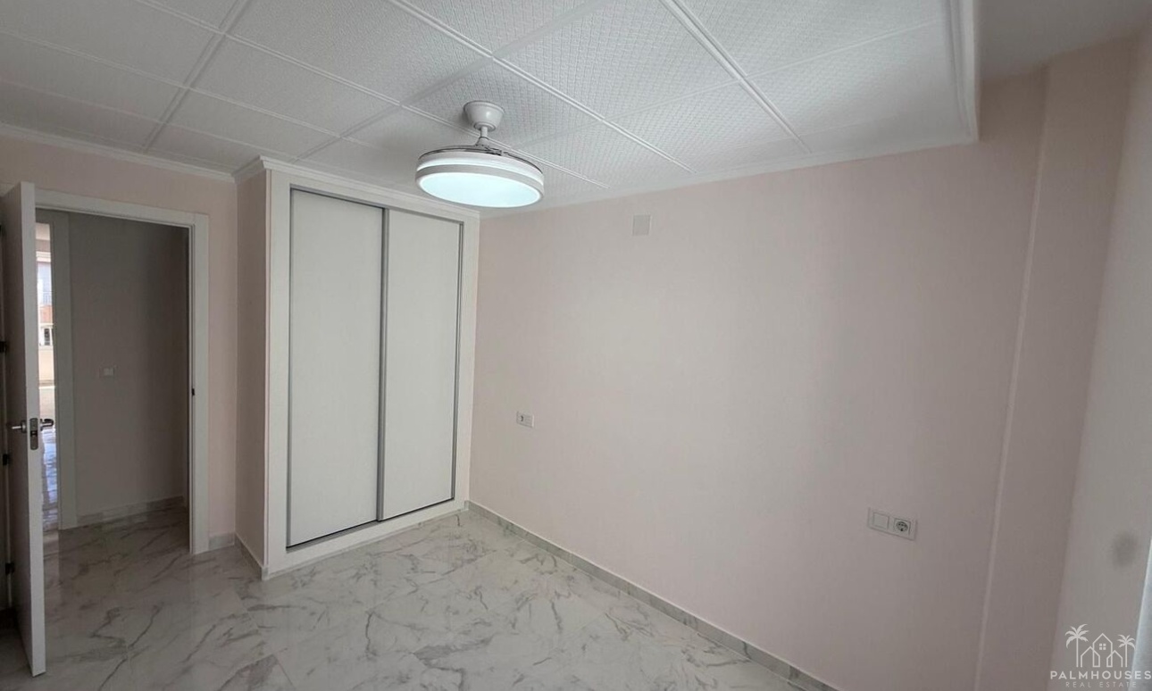 Venta - Apartment - Torrevieja - Playa del Acequión