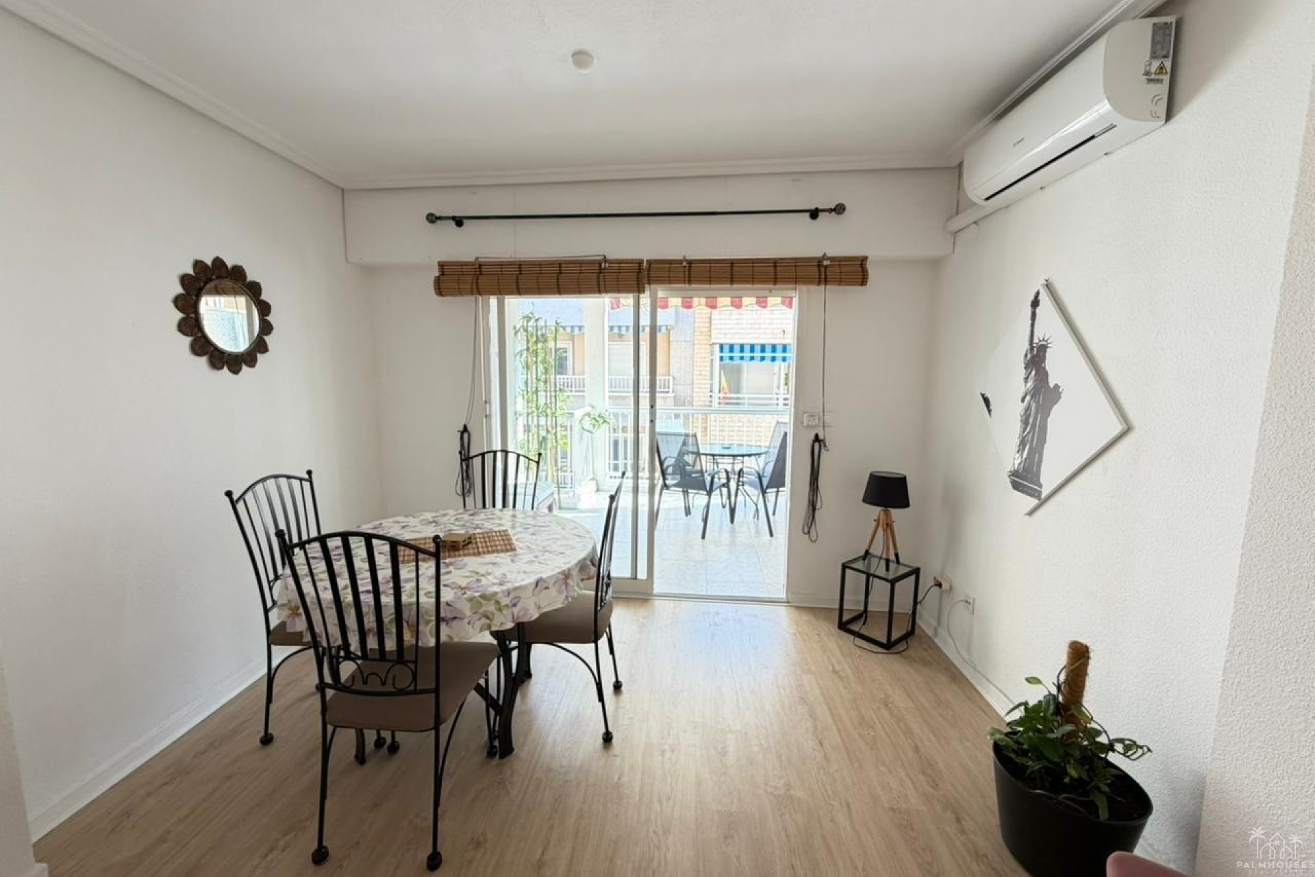 Venta - Apartment - Torrevieja - Playa del cura