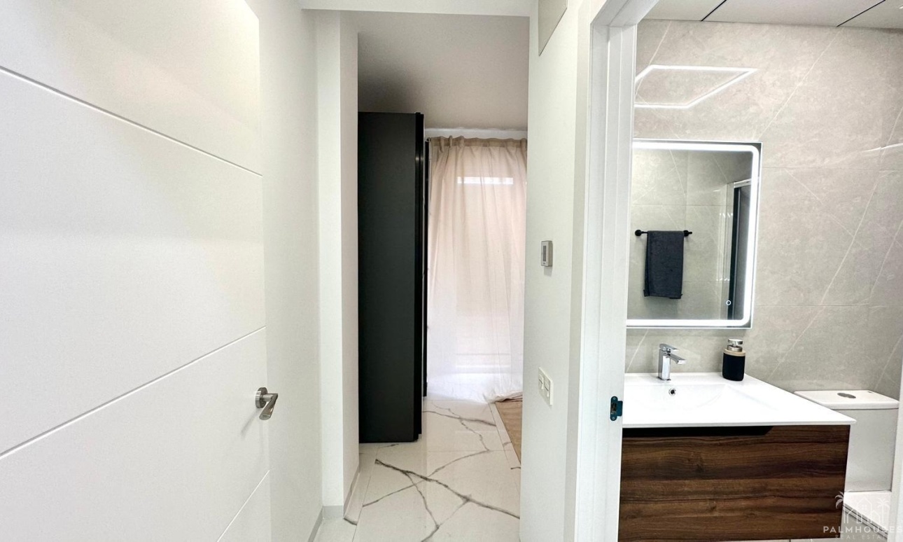 Venta - Apartment - Torrevieja - Playa del cura