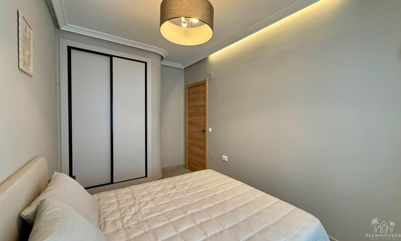 Venta - Apartment - Torrevieja - Playa del cura
