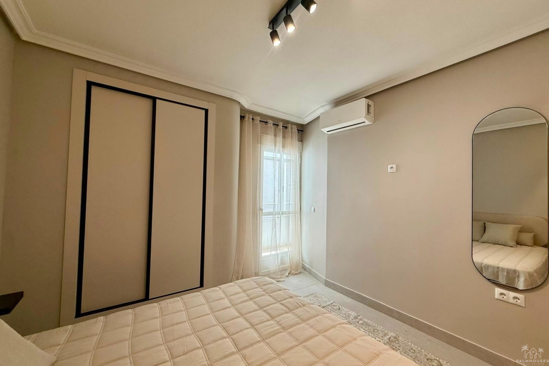 Venta - Apartment - Torrevieja - Playa del cura