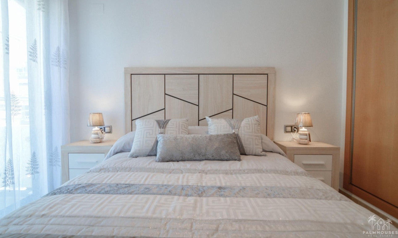 Venta - Apartment - Torrevieja - Playa del cura