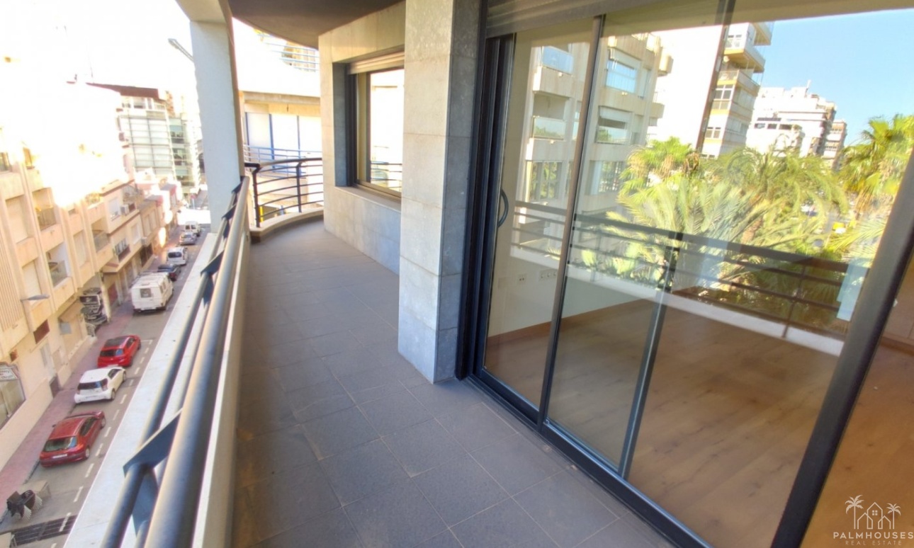 Venta - Apartment - Torrevieja - Puerto