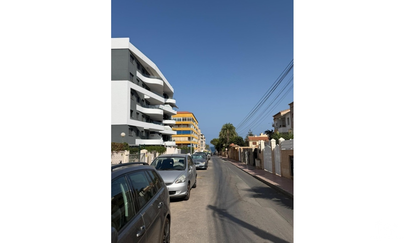 Venta - Apartment - Torrevieja - Punta Prima