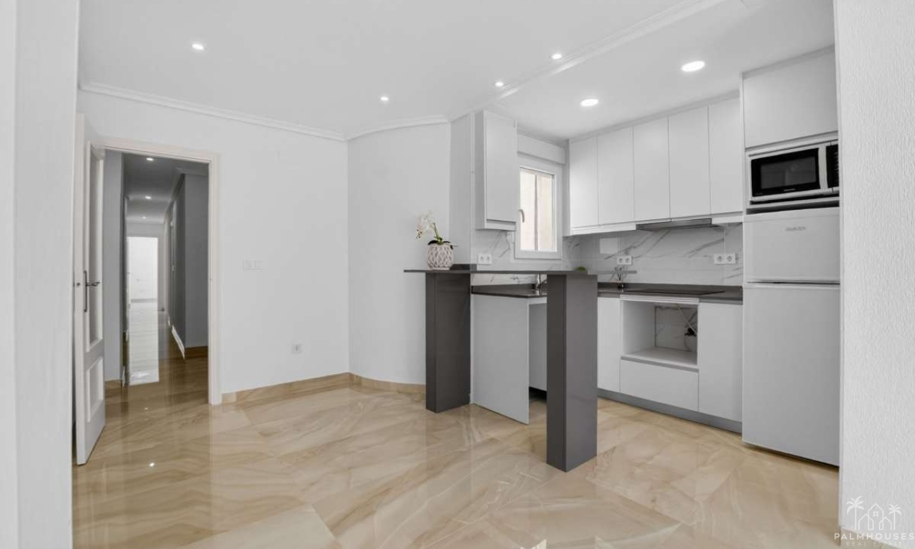 Venta - Apartment - Torrevieja - Torrevieja Centro