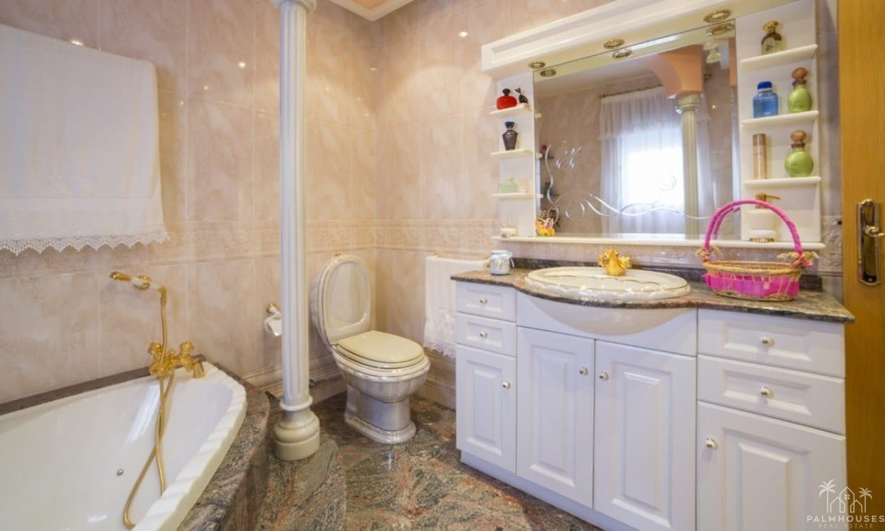 Venta - Casa - Los Alcazares - Centro