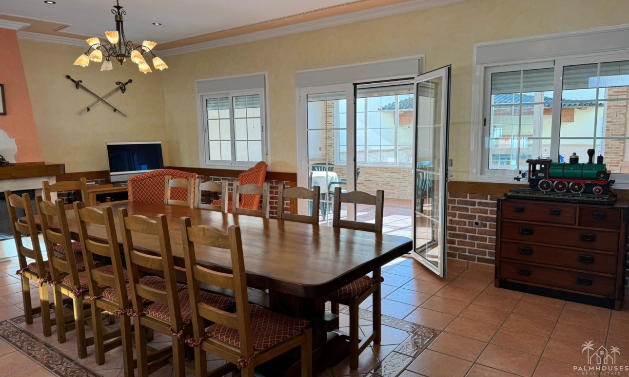 Venta - Casa - Los Montesinos