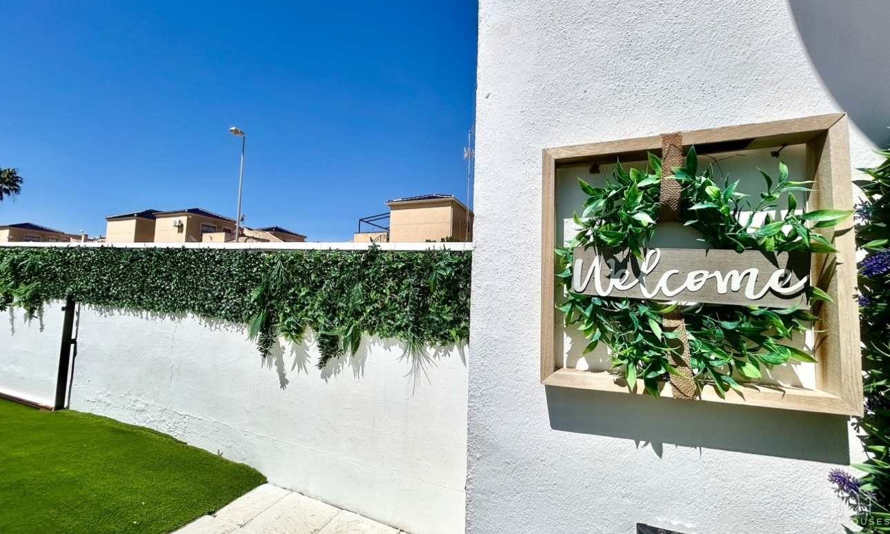 Venta - Casa - Punta Prima - Costa Blanca