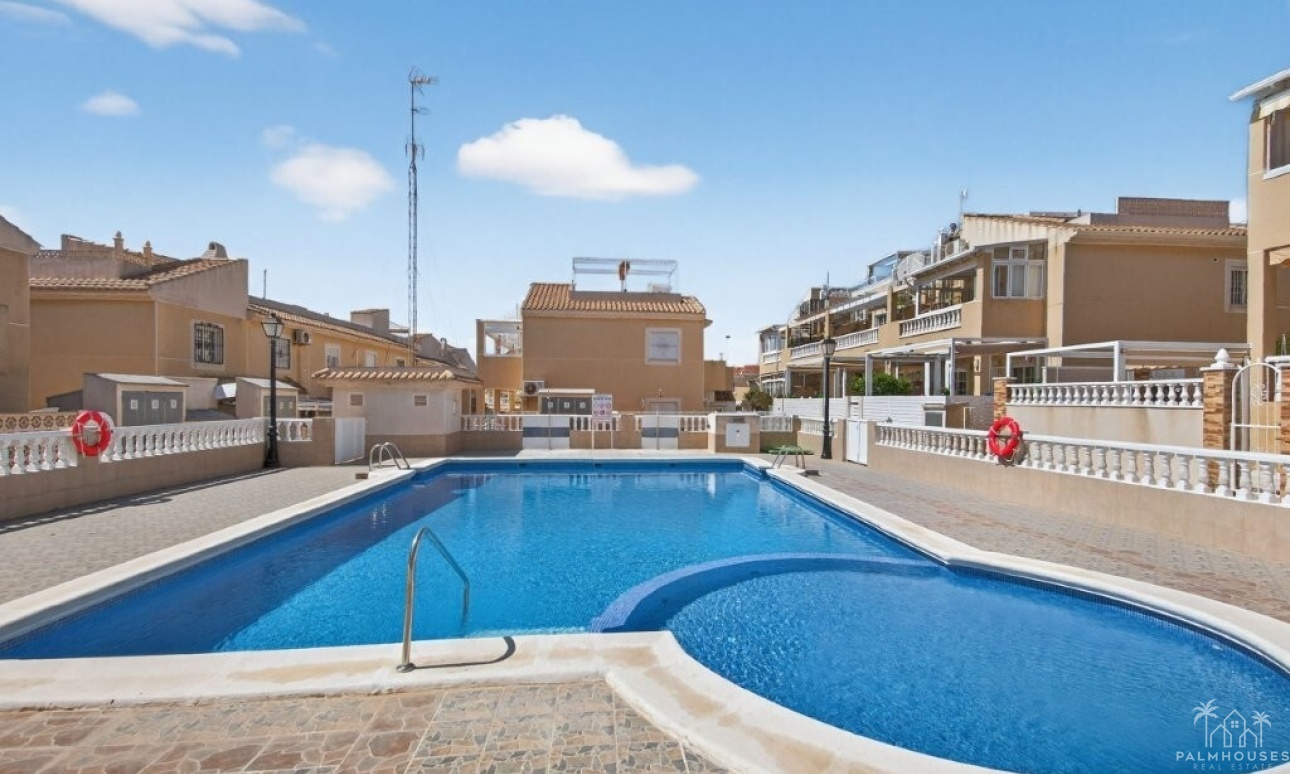 Venta - Casa - Torrevieja - Aguas Nuevas