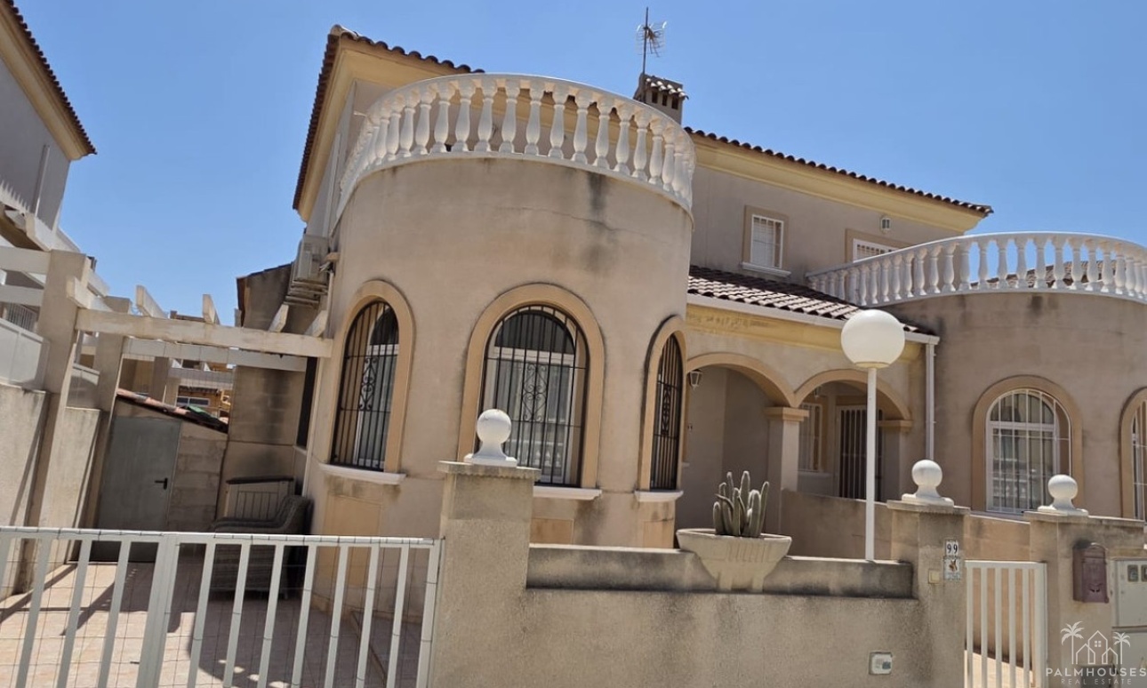 Venta - Casa - Torrevieja - Torrevieja Centro
