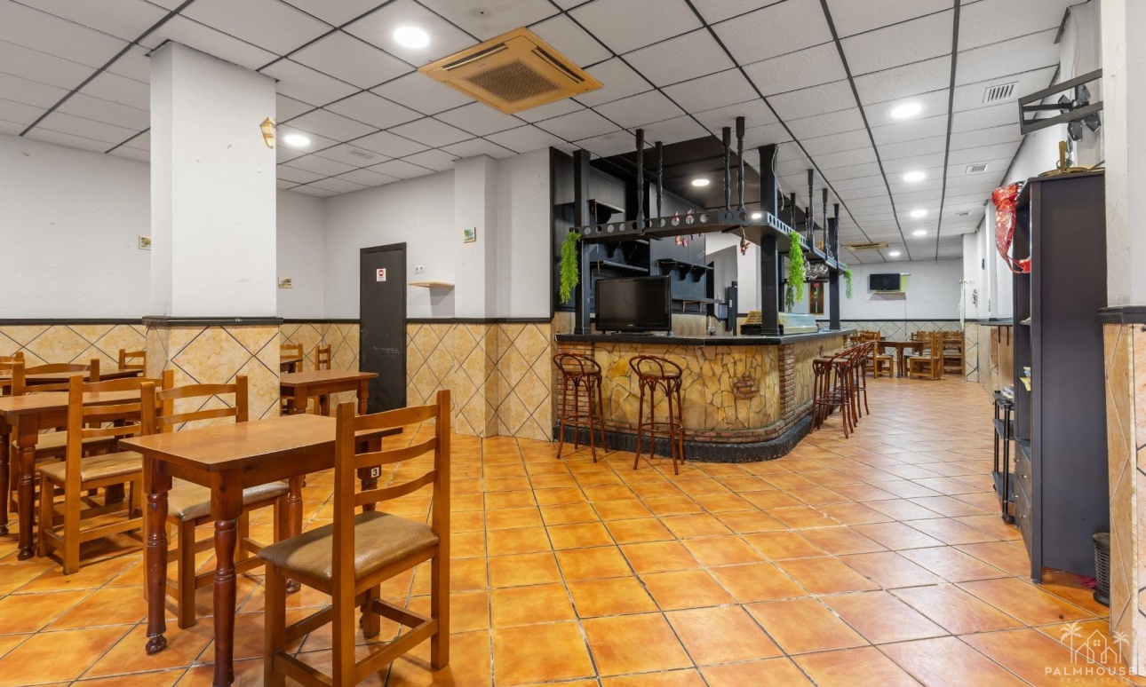 Venta - Comercial - Torrevieja - Estacion de autobuses