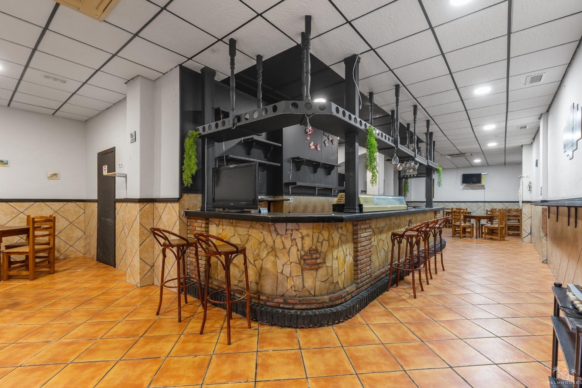 Venta - Comercial - Torrevieja - Estacion de autobuses