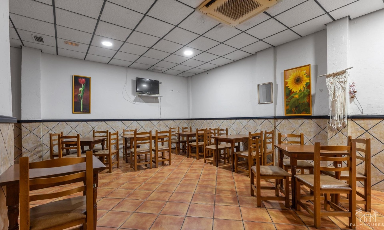 Venta - Comercial - Torrevieja - Estacion de autobuses