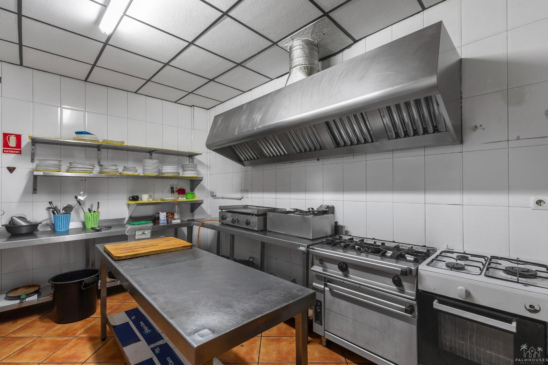 Venta - Comercial - Torrevieja - Estacion de autobuses
