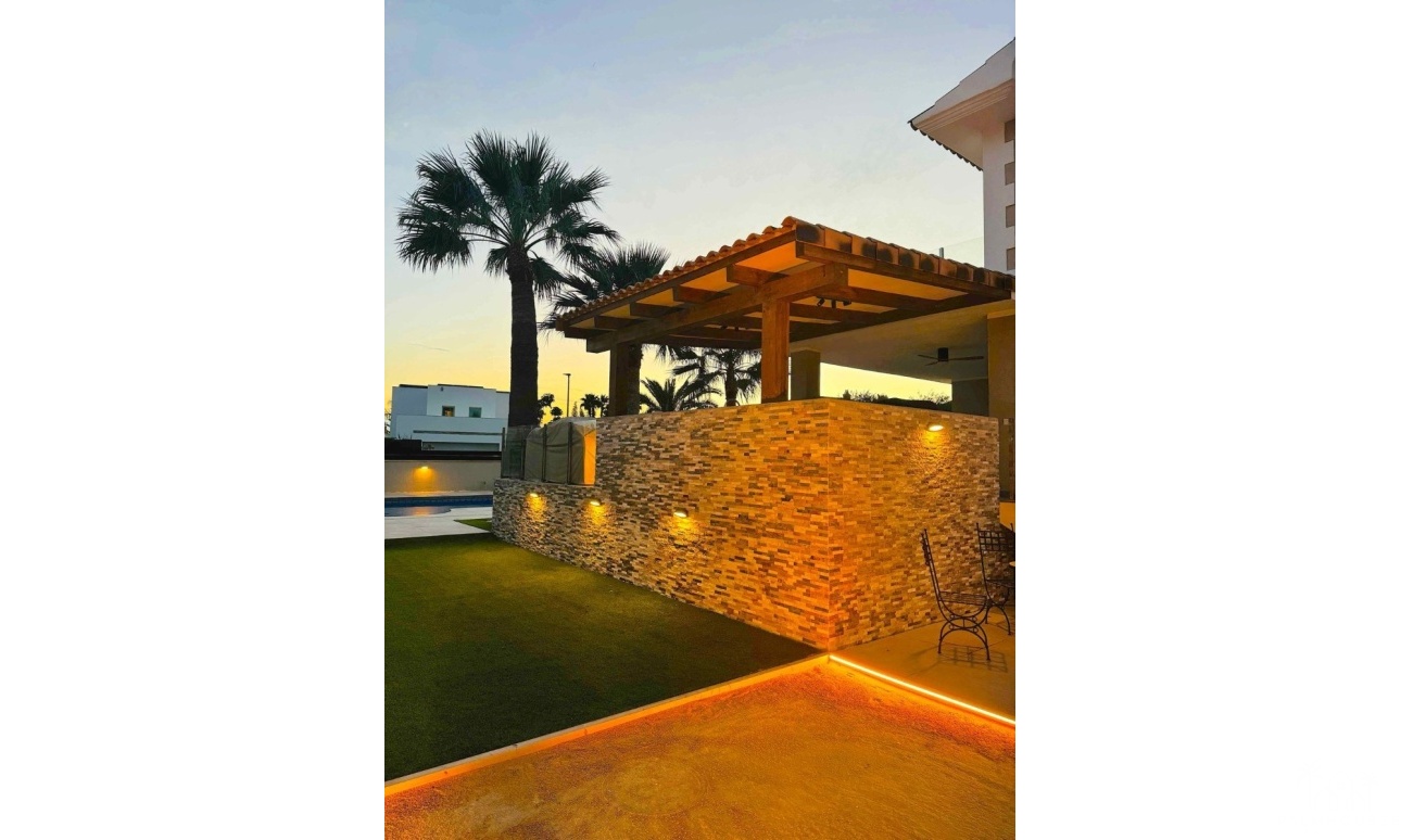 Venta - Villa - Alfaz del Pi - Costa Blanca