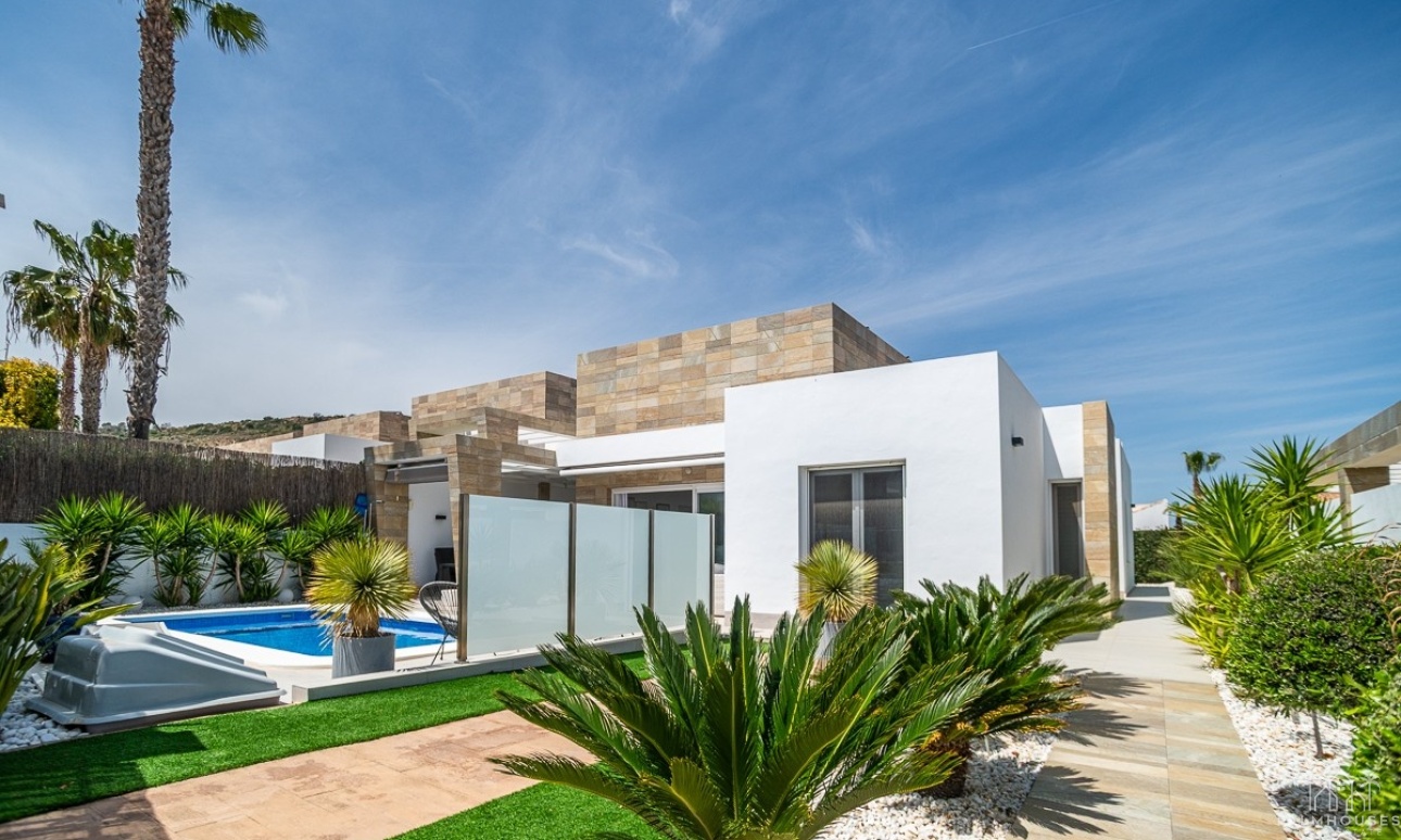 Venta - Villa - Algorfa - La Finca Golf