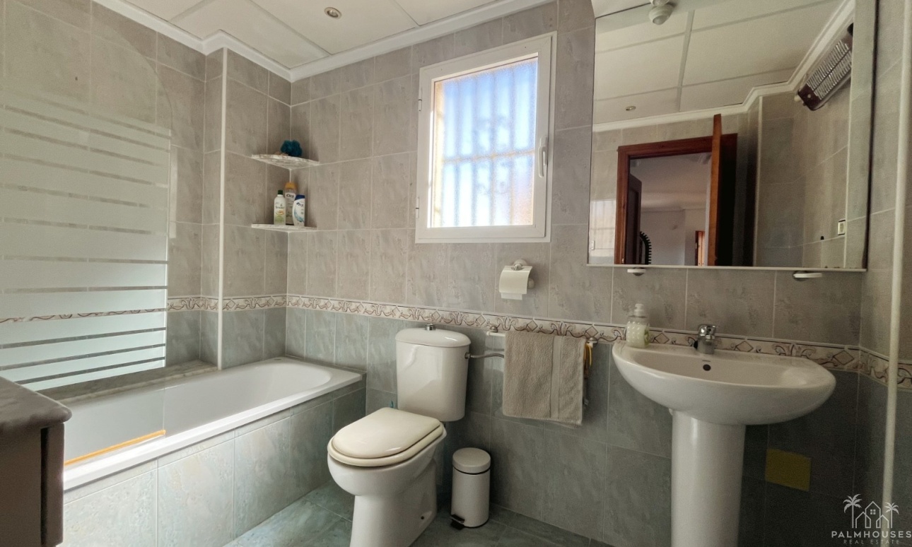 Venta - Villa - Algorfa - Montebello