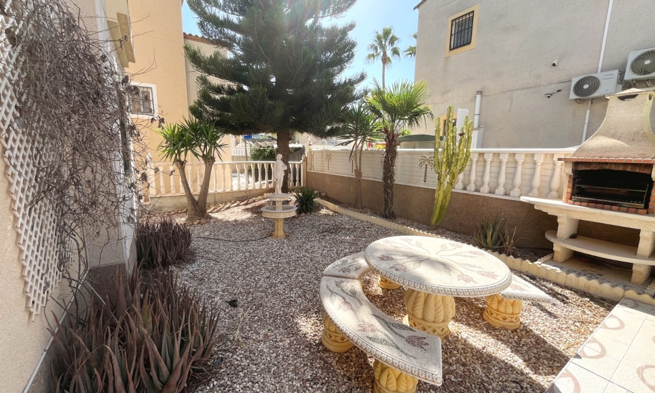 Venta - Villa - Algorfa - Montebello