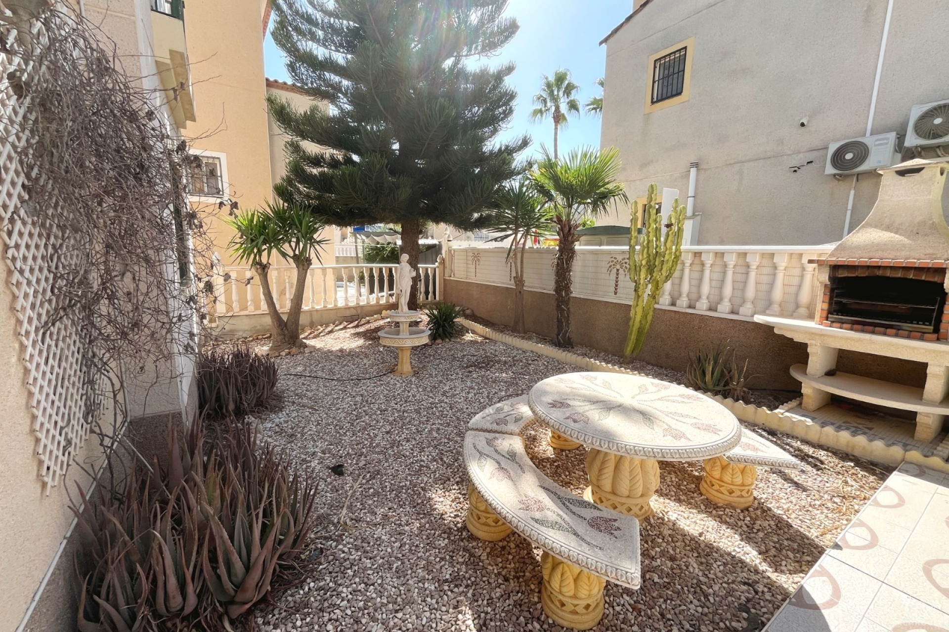 Venta - Villa - Algorfa - Montebello
