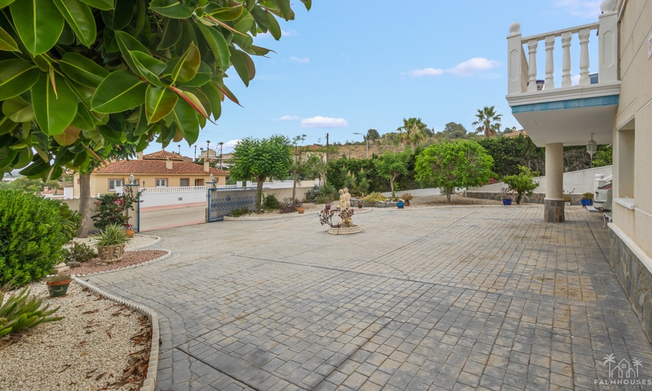 Venta - Villa - Algorfa