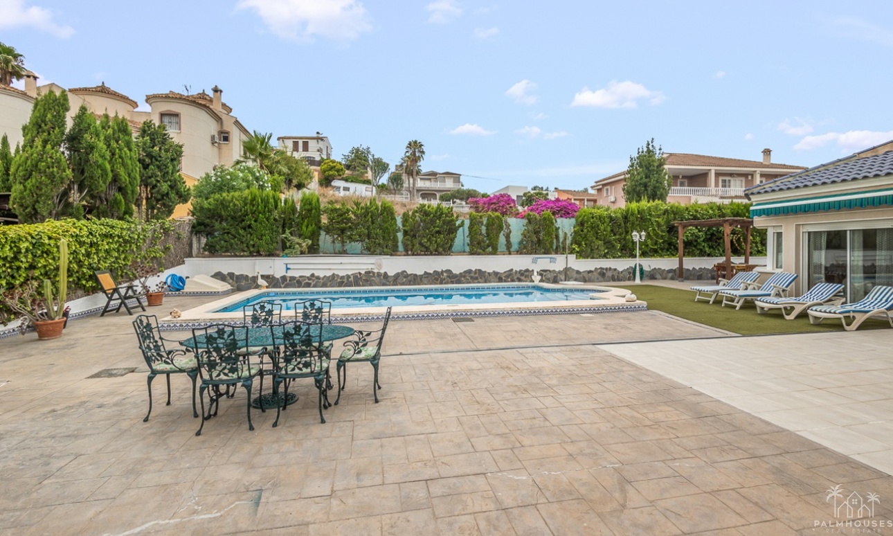 Venta - Villa - Algorfa