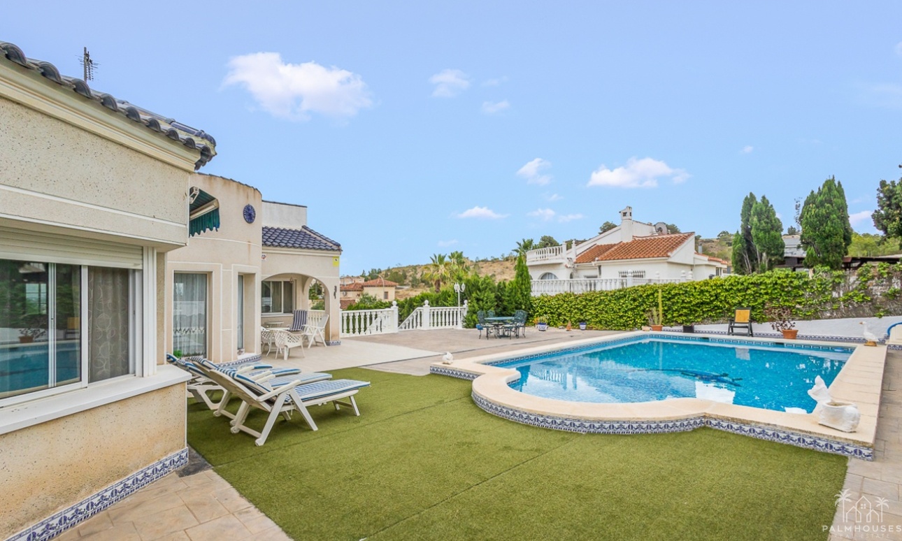 Venta - Villa - Algorfa