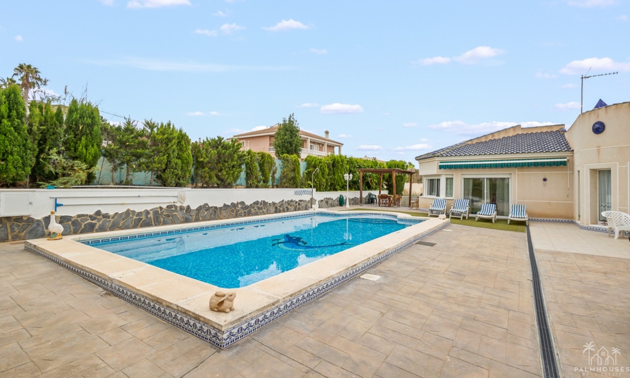 Venta - Villa - Algorfa