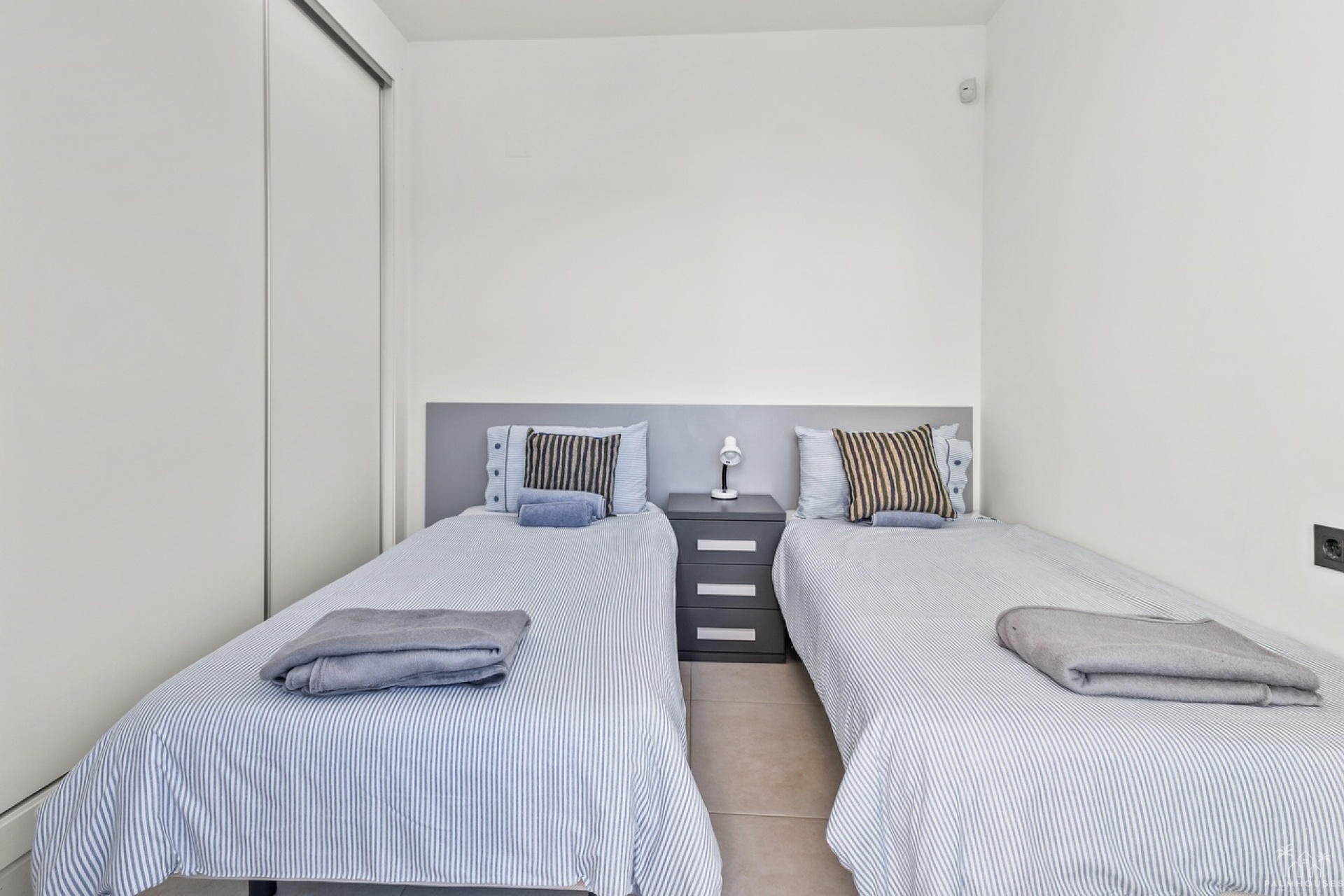 Venta - Villa - Algorfa