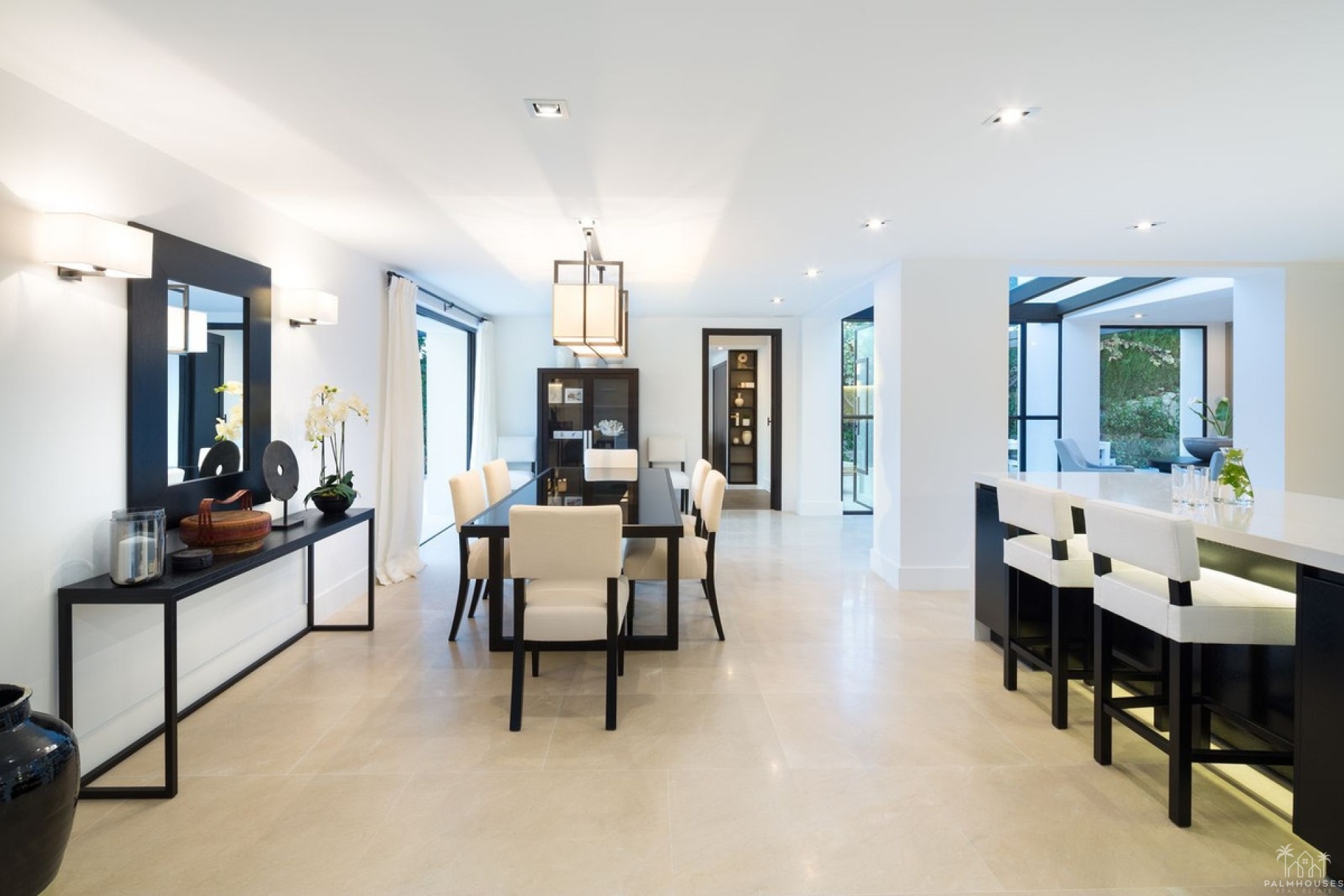 Venta - Villa - Aloha - Inland
