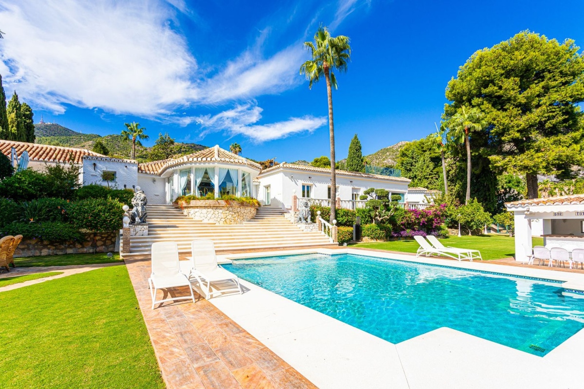 Venta - Villa - Benalmádena - Costa del Sol