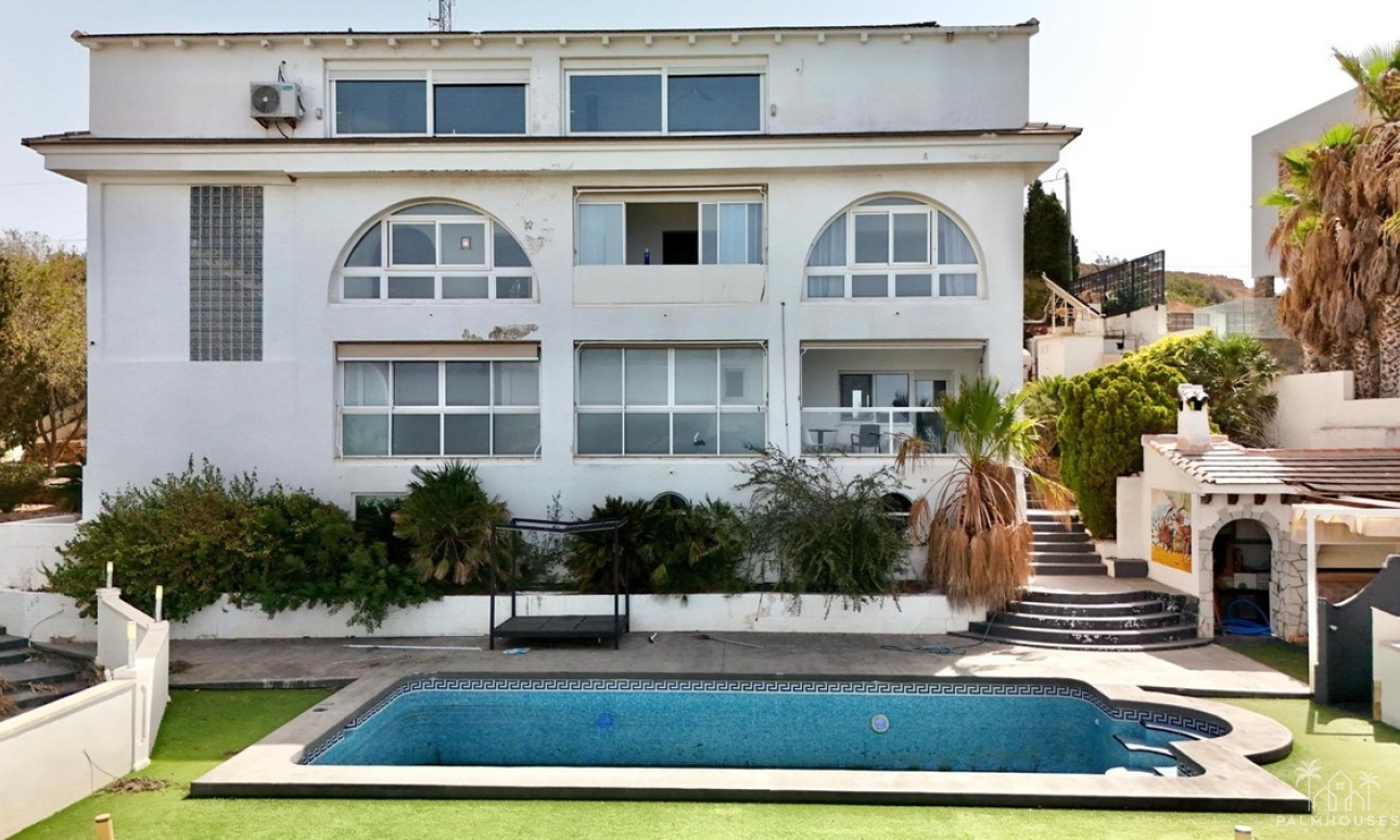Venta - Villa - Benidorm - Benidorm Centro