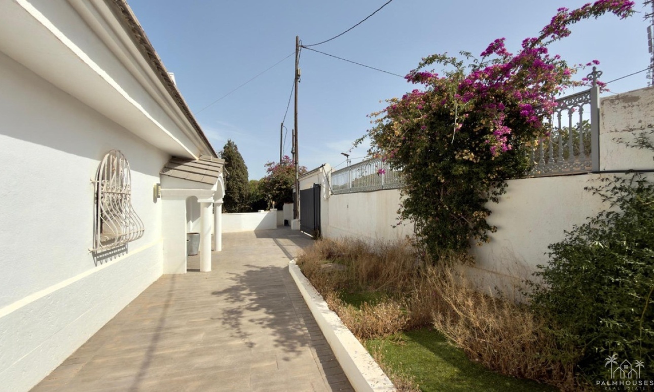 Venta - Villa - Benidorm - Benidorm Centro