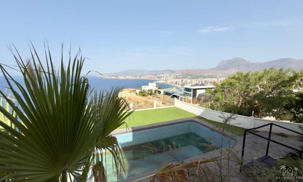 Venta - Villa - Benidorm - Benidorm Centro