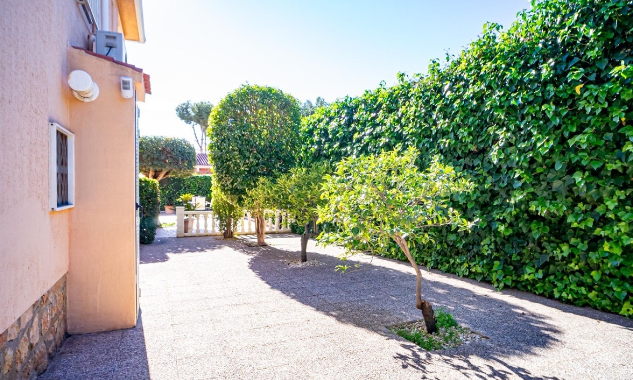 Venta - Villa - Benidorm - Benidorm Centro