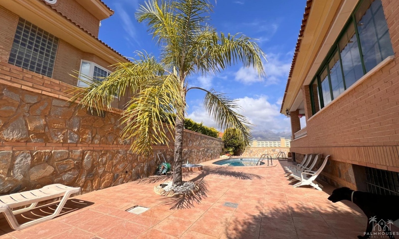 Venta - Villa - Benidorm - Benidorm Centro