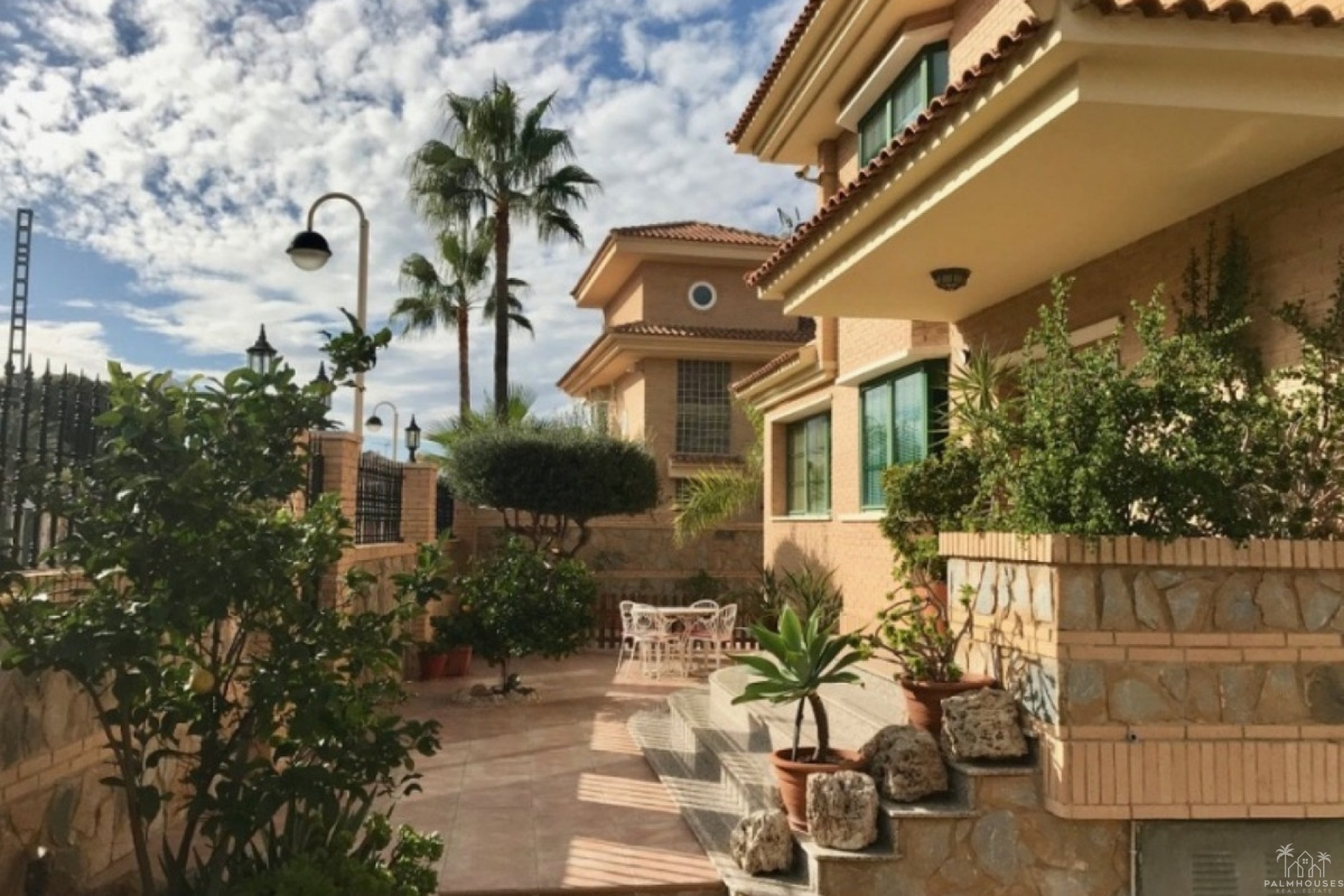 Venta - Villa - Benidorm - Benidorm Centro