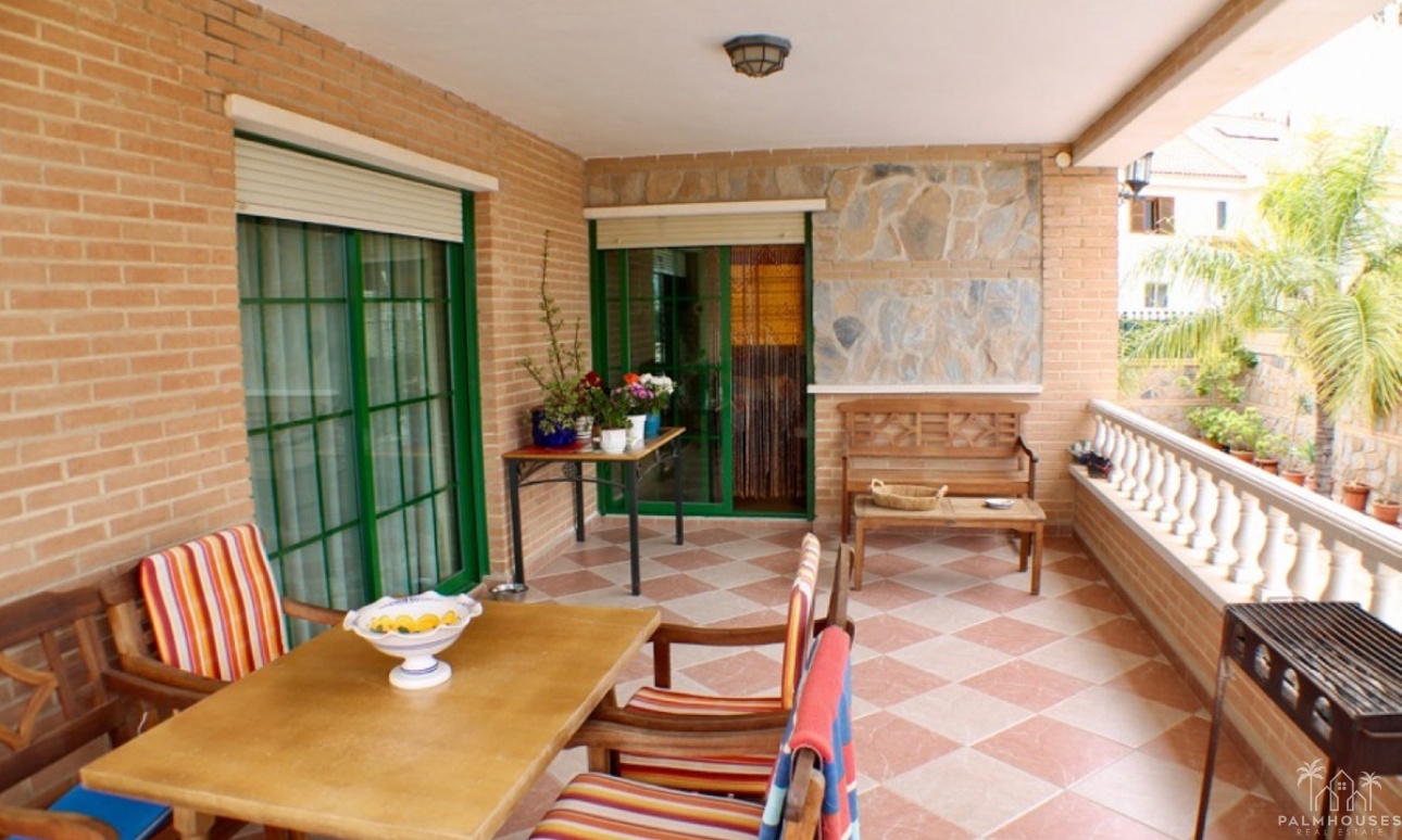 Venta - Villa - Benidorm - Benidorm Centro