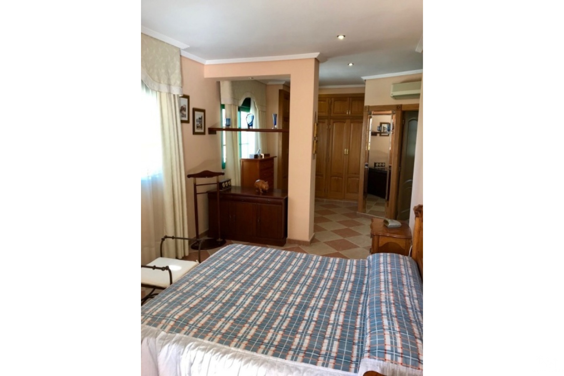 Venta - Villa - Benidorm - Benidorm Centro