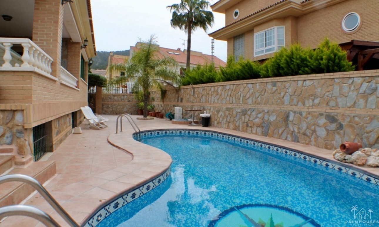 Venta - Villa - Benidorm - Benidorm Centro