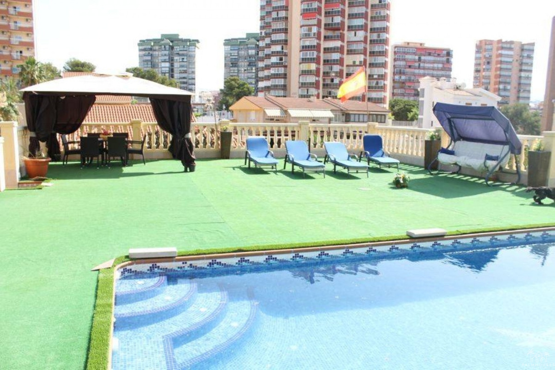 Venta - Villa - Benidorm - Benidorm Centro