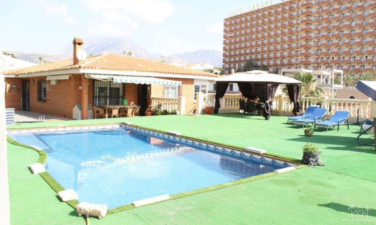 Venta - Villa - Benidorm - Benidorm Centro