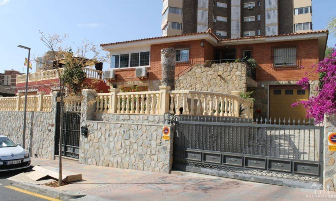 Venta - Villa - Benidorm - Benidorm Centro