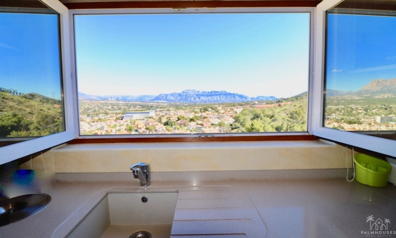 Venta - Villa - Benidorm - Benidorm Centro